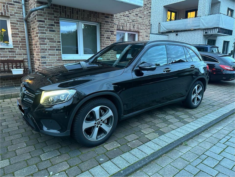 Mercedes Benz GLC 250 AMG line in Hürth