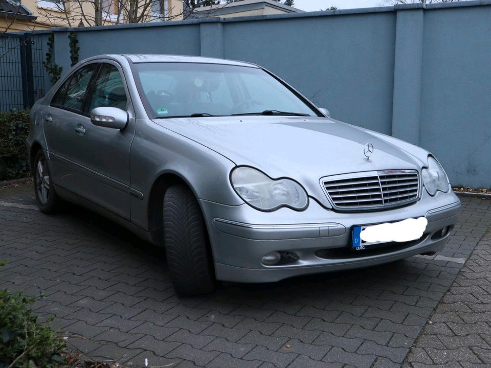 Mercedes-Benz C 240 in Gelsenkirchen