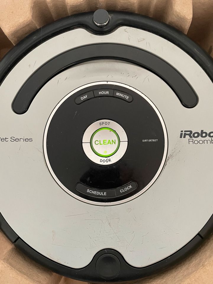 iRobot Roomba 565 Pet Tierhaare Saugroboter Staubsauger in Ratingen