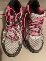Skechers  pink- silber Gr.38 gebraucht Nordrhein-Westfalen - Kamen Vorschau