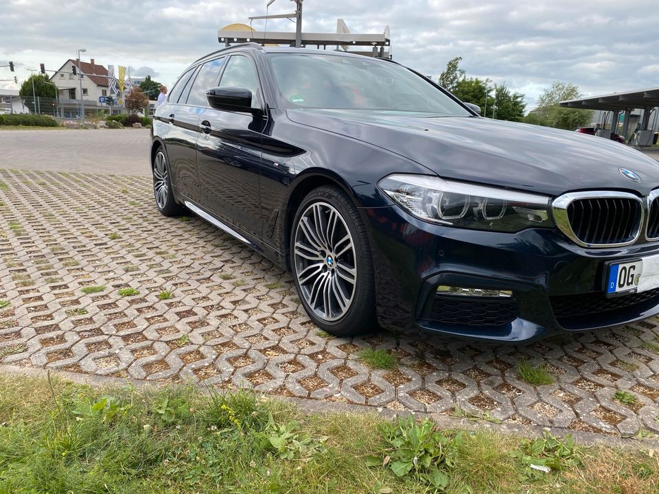 Auto BMW G31 M Sport in Offenburg