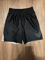 NIKE KINDER SPORT HOSE SHORTS WIE NEU GR. 122 UVP 49.- EURO !!! Baden-Württemberg - Ulm Vorschau