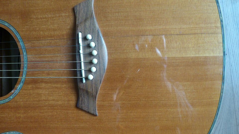 Handmade Westerngitarre Folkgitarre mit Tonabnehmer in Hemmoor