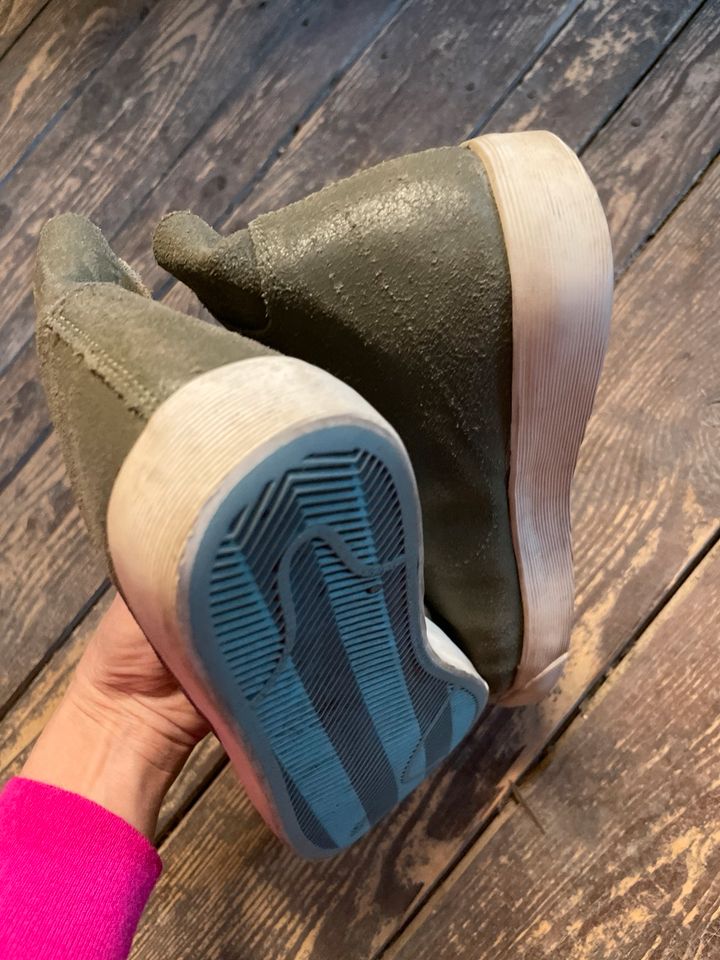 Nike gr 38,5 Khaki Halbschuhe Sneaker Damen jungen Mädchen in Hannover