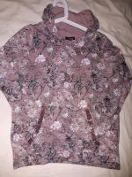 Pullover mit Blumen Berlin - Neukölln Vorschau