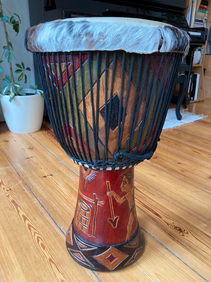 Djembe - Trommel aus Senegal, Westafrika in Berlin