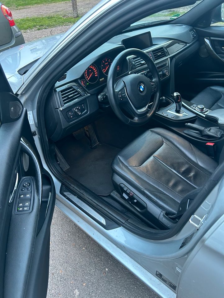 BMW 320 D Luxury Paket in Bremen