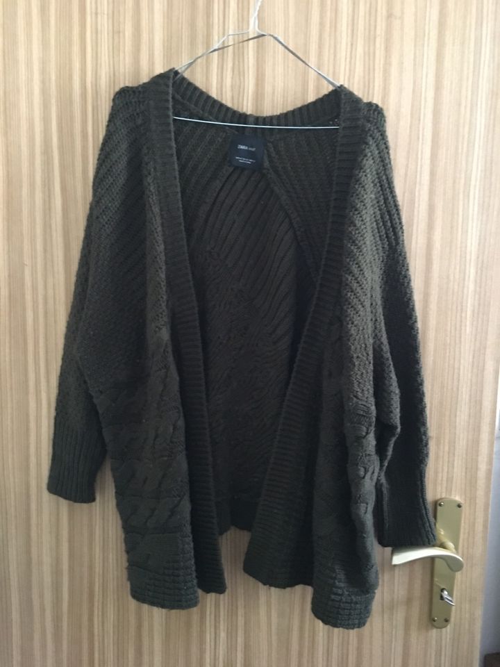 Zara Cardigan asymmetrisch in Mainz