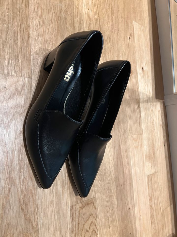 Usha Black Label Schuhe, Pumps Nowles, schwarz, Größe 40, NEU in Potsdam