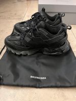 Balenciaga Track Bayern - Estenfeld Vorschau