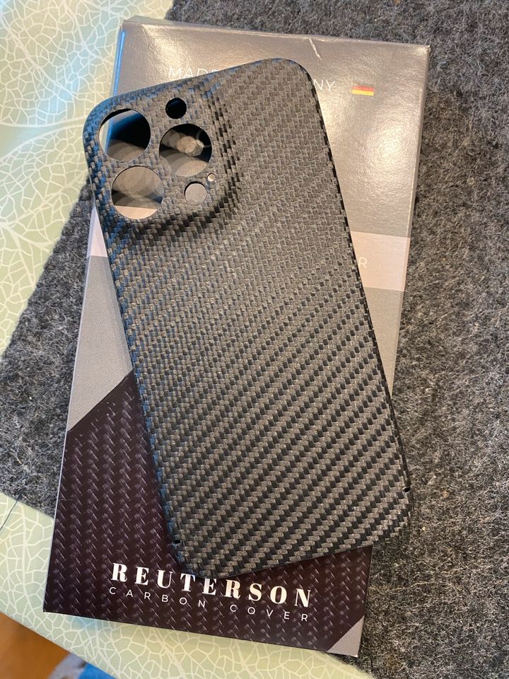 iPhone 13 Pro Cover Carbon in Königsmoor