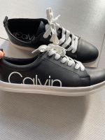 Calvin Klein Schuhe/ neuwertig nur einmal getragen Nordrhein-Westfalen - Gelsenkirchen Vorschau