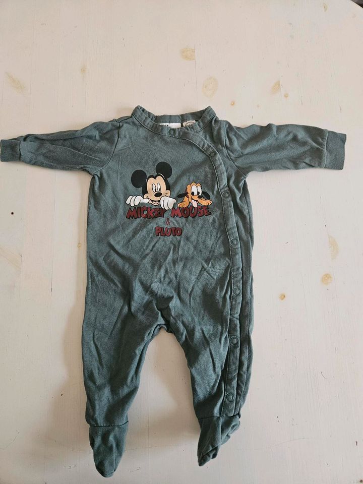 Super süßes baby bekleidungspaket gr 50 56  34teilig in Reichshof