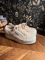 Superga Plateau sneaker rosa sneakers Schuhe rosa chunky Niedersachsen - Gifhorn Vorschau