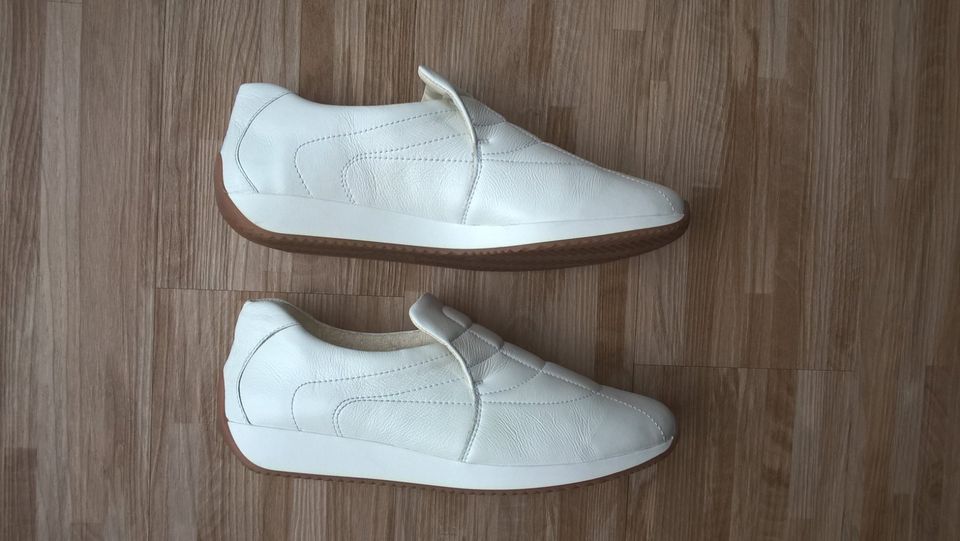 ARA "Gil" Slipper Sneaker Schuhe Damen - NEU - 41(40) - weiß in  Nordrhein-Westfalen - Neuss | eBay Kleinanzeigen ist jetzt Kleinanzeigen