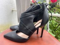 Guess schwarze Leder Pumps mit Schnürung neu Gr.39 Nordrhein-Westfalen - Waldfeucht Vorschau