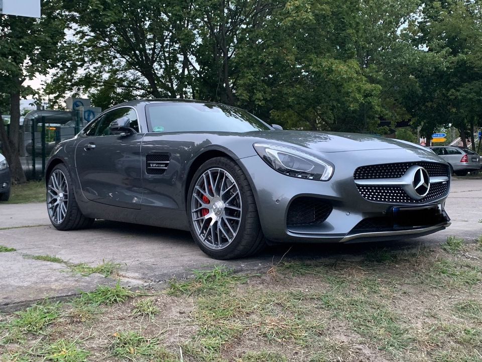 Mercedes-Benz AMG GTS 1st Edition Performance Carbon Burmester in München