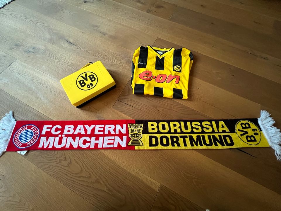 Fußballgott Kohler Sammler BVB Trikot Original Unterschrift in Düsseldorf