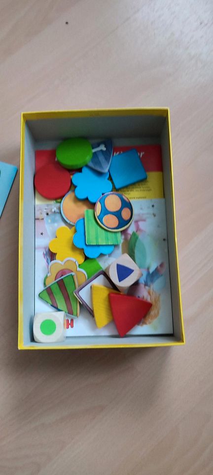 Spielesammlung Freche Hexe, spielen einkaufen, Farben und Formen in Duisburg