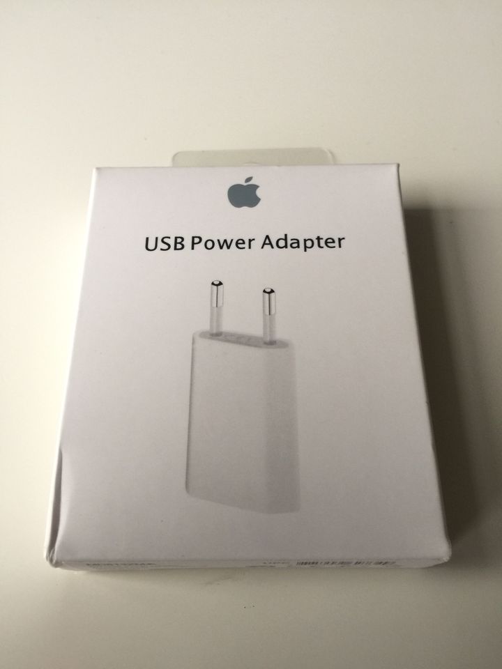 Apple Original USB Power Adapter Ladegerät Für Apple - A1400 5W in Düsseldorf