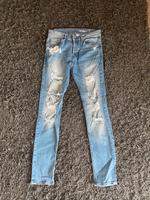 Skinny-Jeans von H&M, Größe 29 Hessen - Eichenzell Vorschau