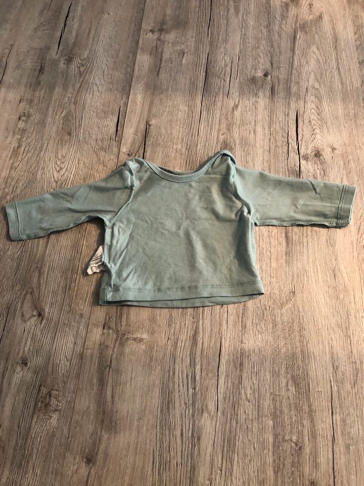 Baby Langarm Shirt 50/56 in Gladbeck