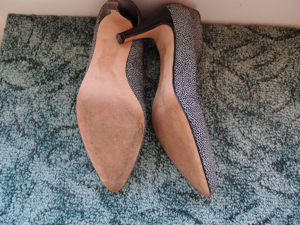 Elegante Stiletto Damen Pumps von Lloyd in Gr. 40 in Berlin