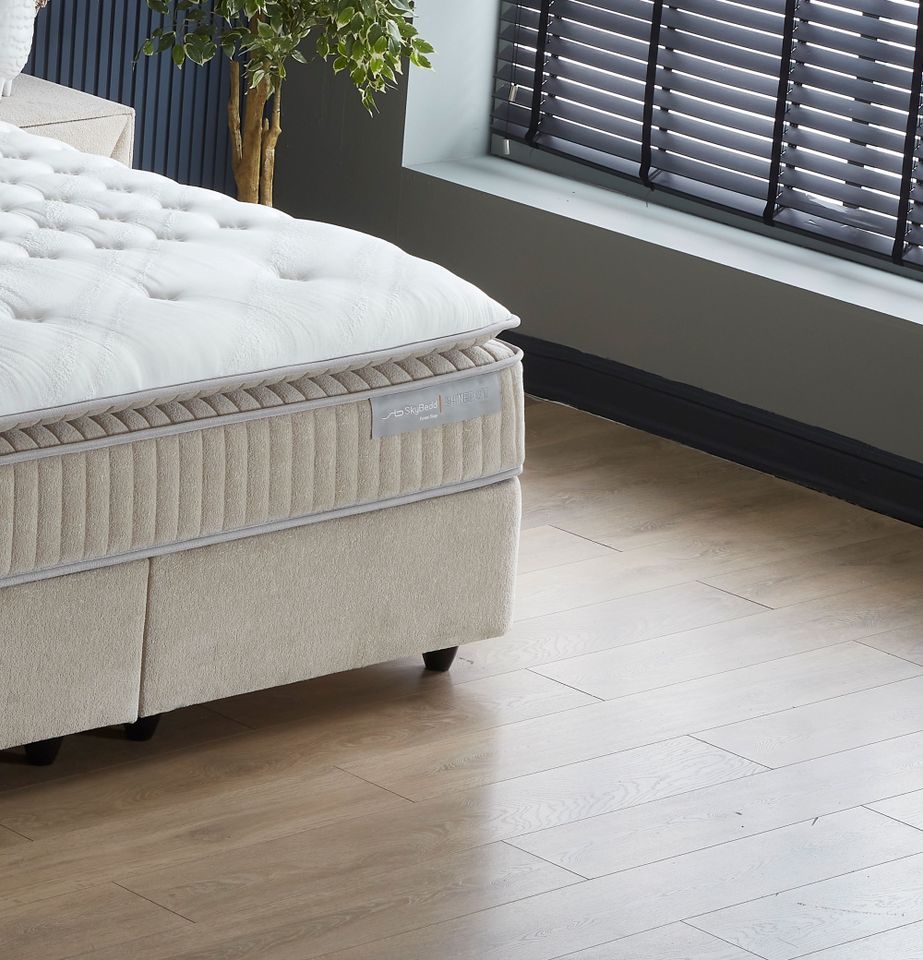 Boxspringbett "Shine" Creme inkl. Matratz, Stauraum in Großheubach