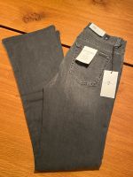 Neu! 7 Seven For All Mankind Gr. 28 Bootcut Jeans grau Nordrhein-Westfalen - Erwitte Vorschau