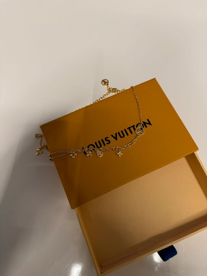 Louis vuitton kette in Bergheim