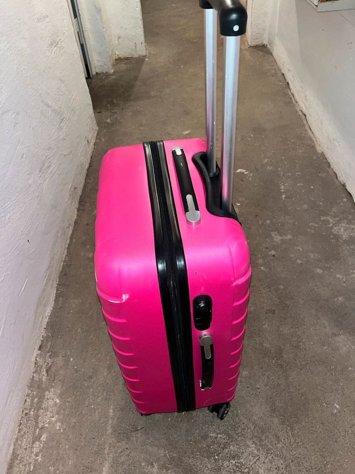 Koffer pink in Ludwigsburg