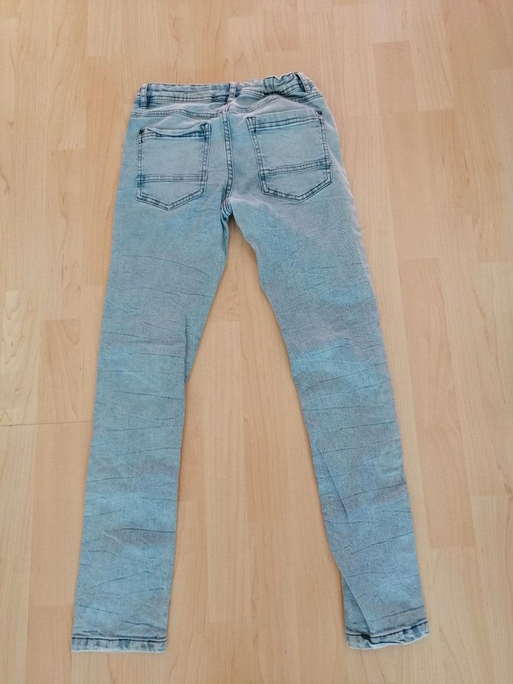 Jeans H&M C&A Pocopiano Pepperts Gr 152 in Hagenburg