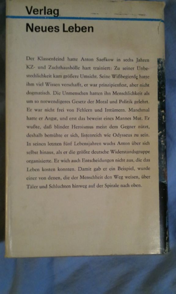 Philip Kerr: Feuer in Berlin / E. R. Greulich: Keiner wird ... in Berlin