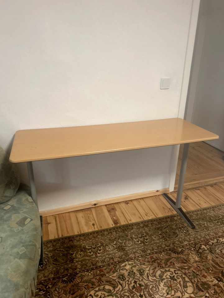Tisch Schreibtisch in Berlin