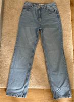 Bershka Straight Fit Jeans Gr. 38 Thüringen - Erfurt Vorschau