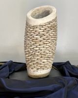 Vase aus Beton und Kieselsteinen Blumentopf Kübel Schleswig-Holstein - Barsbüttel Vorschau