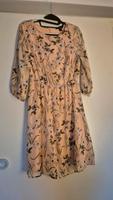 Kleid mit Blumenmuster - Größe 38 Nordrhein-Westfalen - Rheine Vorschau