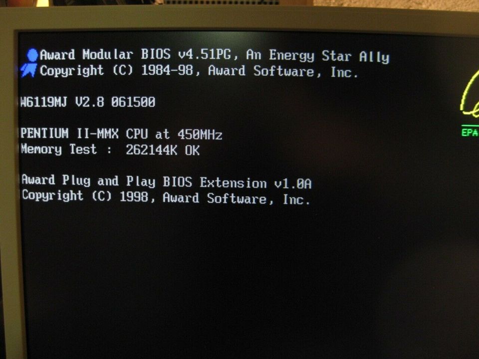 MSI MS-6119 V1.2 PII-MMX 450, Slot 1, ISA, AGP, 256MB, Rage ATI2c in Dresden