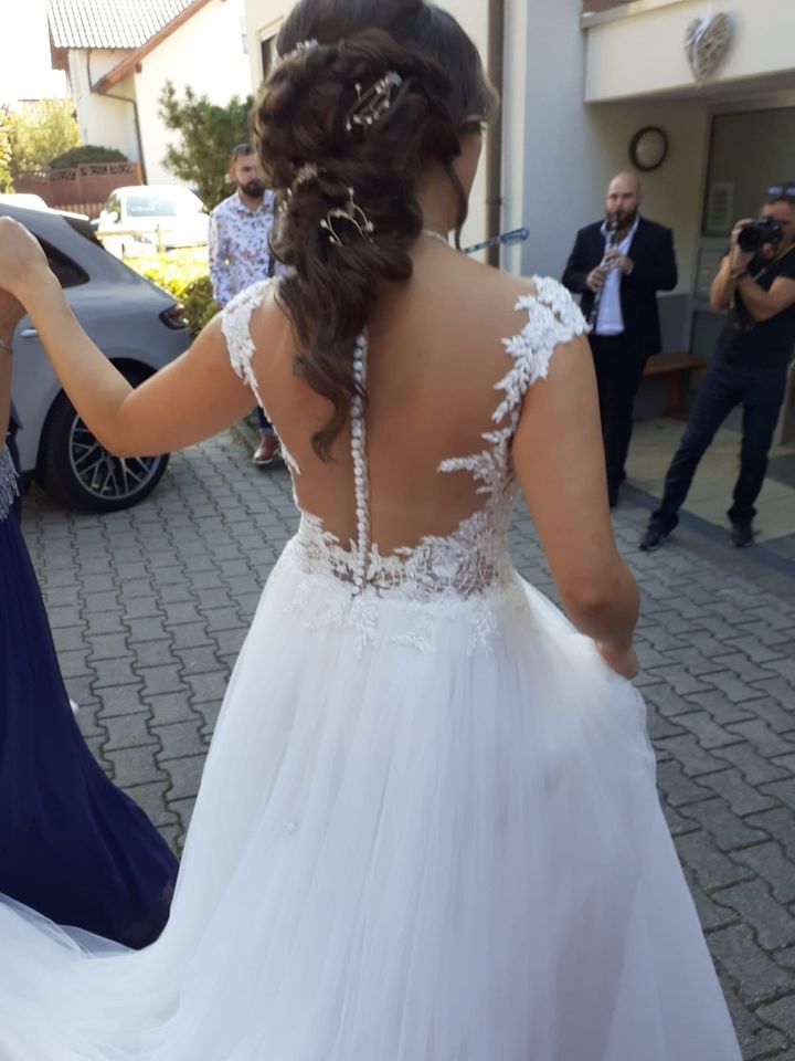 Brautkleid Demetrios in Reutlingen