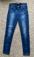 Damenjeans, Guess, Gr 28, blau München - Moosach Vorschau