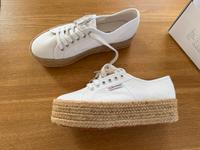 Superga Turnschuhe 39 neu Niedersachsen - Hildesheim Vorschau