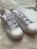 Adidas Stan Smith 36 4,5 wie neu Sachsen - Thiendorf Vorschau