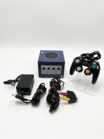 Nintendo Gamecube Konsole mit Kabeln und einem Controller Baden-Württemberg - Filderstadt Vorschau