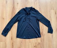 Esprit Bluse mit Schluppe Größe 38 dunkelblau Marine Nordrhein-Westfalen - Brilon Vorschau