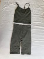 H&M Sport Set Dunkelgrün ribbed Material München - Hadern Vorschau