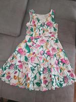 Kleid mit Blumenmuster Sachsen - Zwickau Vorschau