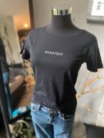 schwarze MANGO Shirt Logo schwarz 36 S neu Sachsen - Hartenstein Vorschau