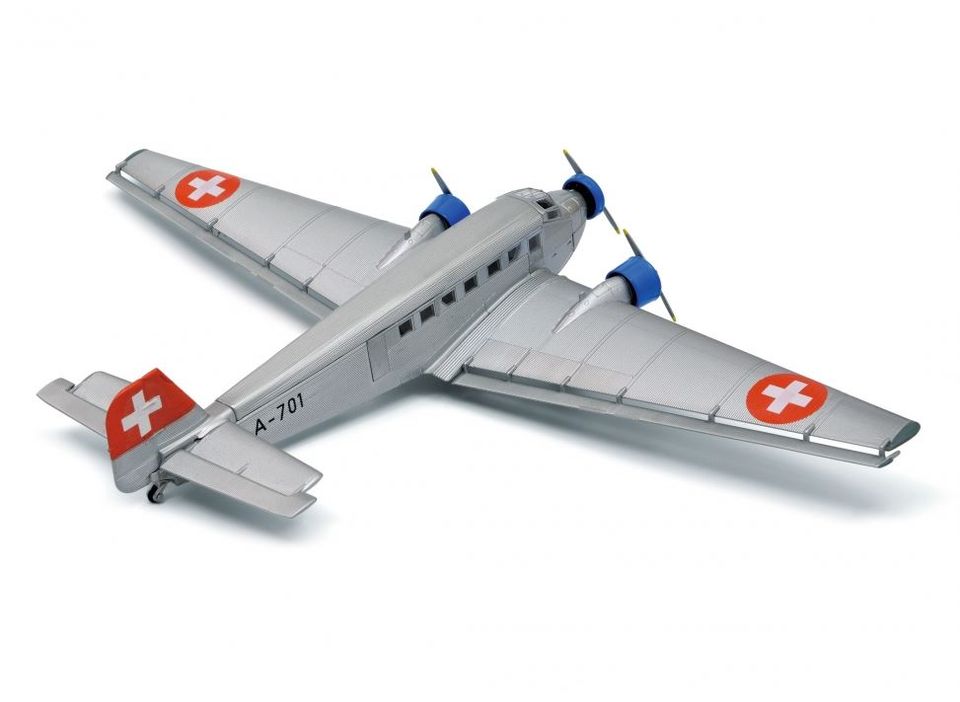 Schuco 403551901 - Junkers Ju 52/3m - Schweizer Luftwaffe. 1:72 in Steinheim