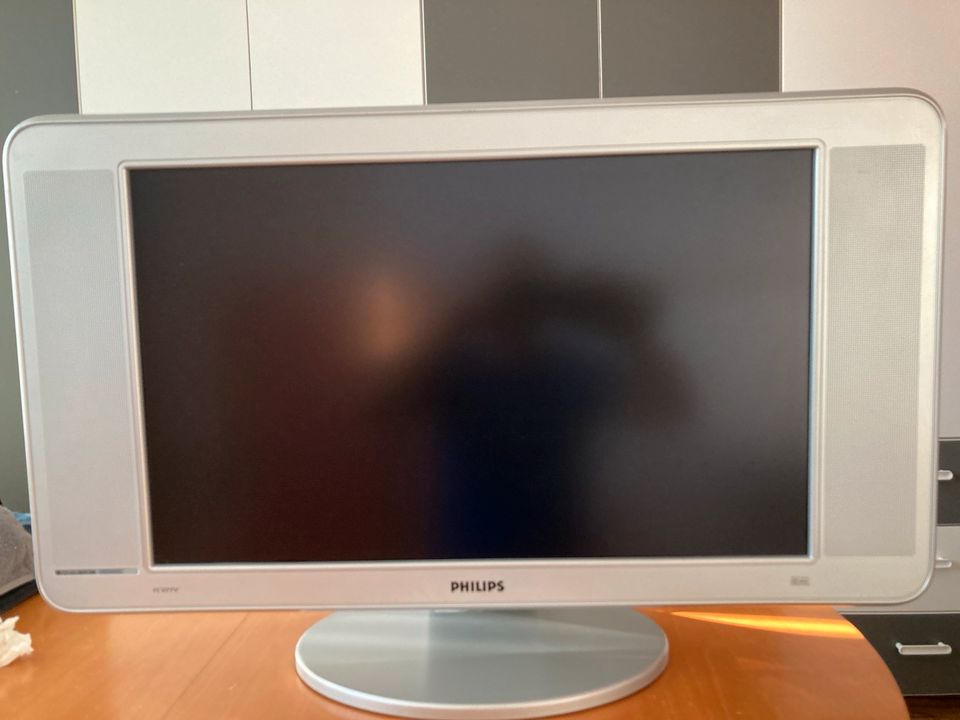 Fernseher von Philips in Erding