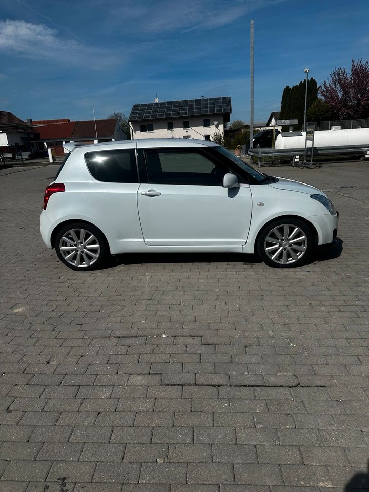 Suzuki swift sport 1.6-125ps in Dingolfing